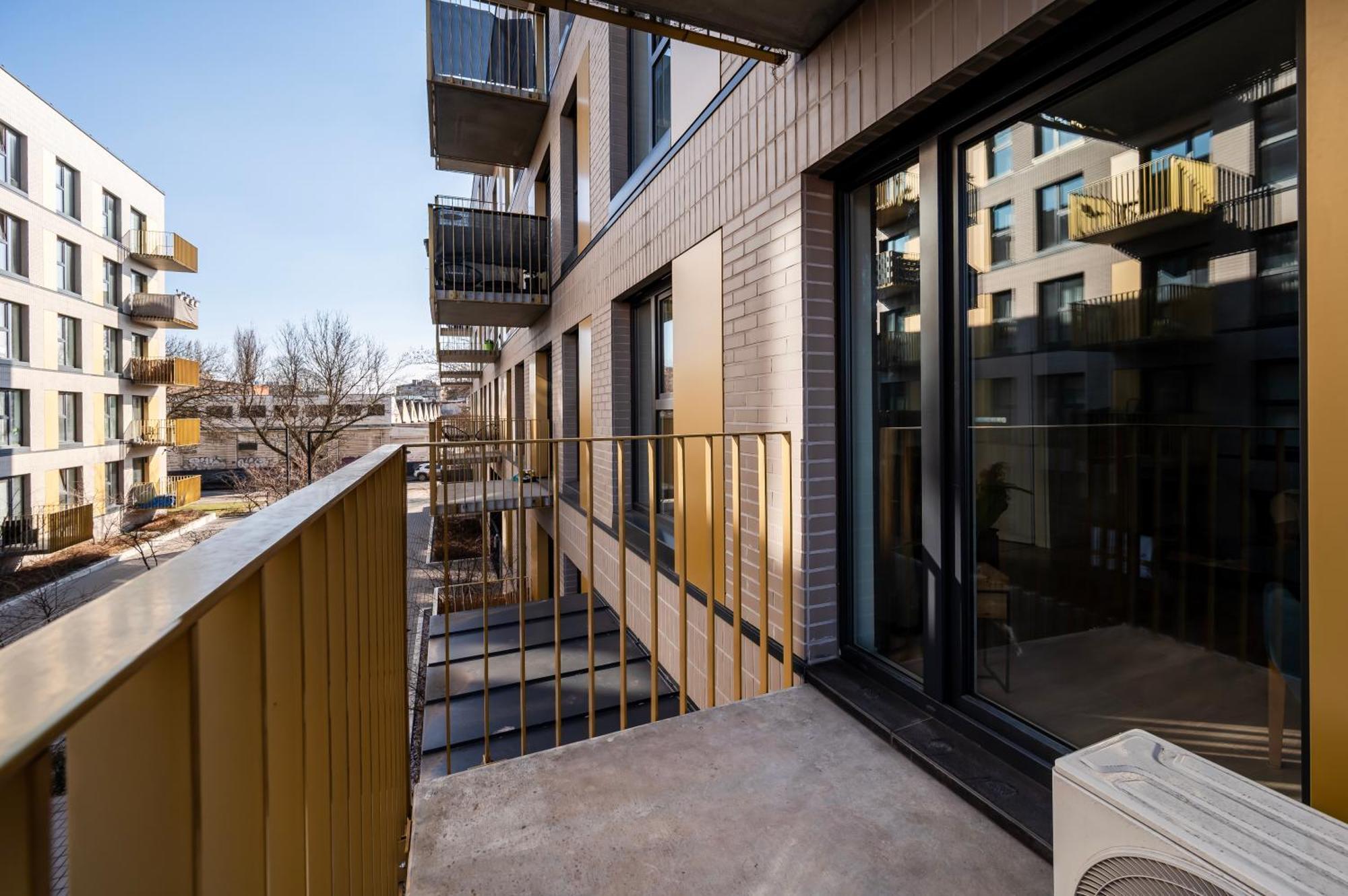 Apartamenty Fuzja - Komfortowe Mieszkania Blisko Centrum Lodzi Garaz Zewnętrze zdjęcie
